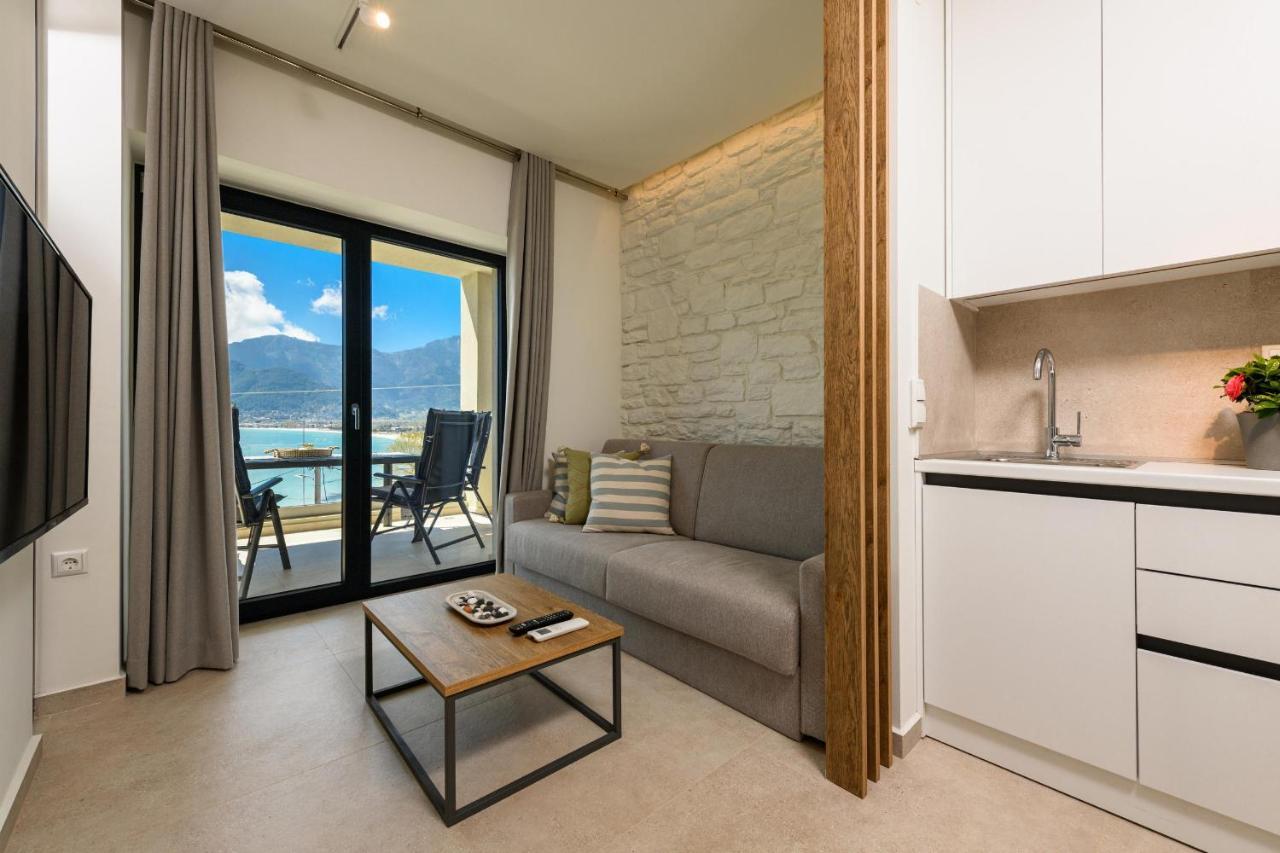 Ferienwohnung Archetypo Luxury Living Chrisi Ammoudia Exterior foto